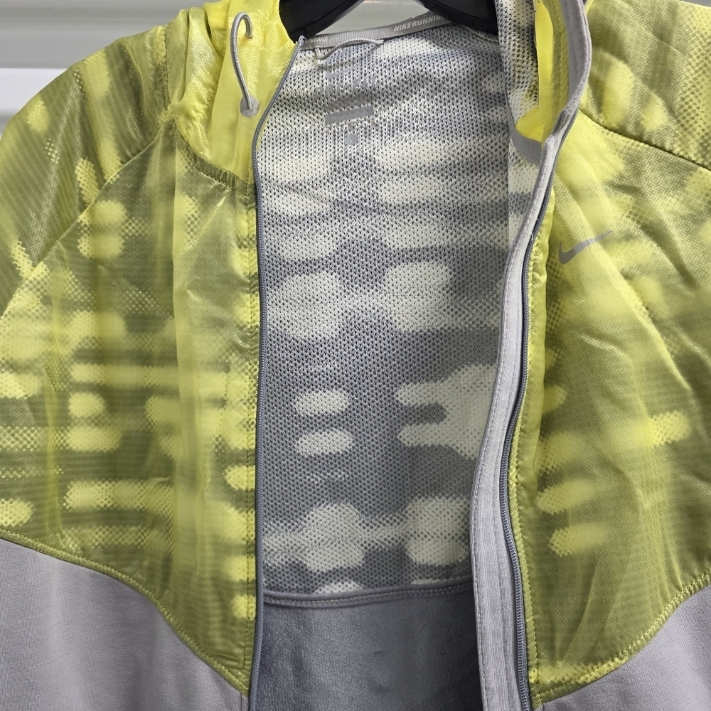 Nike Yellow and Gray Raincoat Size L - Picture 7 of 7